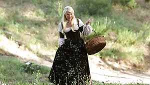 Medieval hottie Shayla La Veaux banged well outdoors