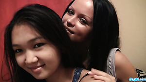 Sweet amateur lesbian Andgelina seems to be really into eating pussy