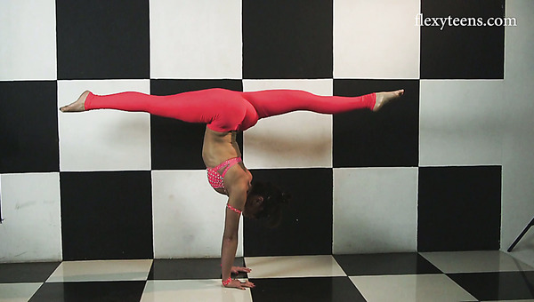 Lost of sexy erotic poses performed by flexible Sofia Gnutova