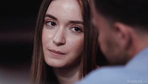 Horny girlfriend with natural tits Hazel Moore loves fucking face to face