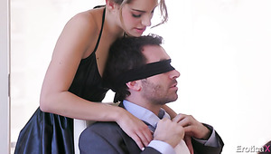 Blindfolded lucky dude is surprised with a sensual double blowjob