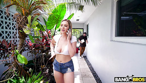 Curvy big boobed Blake Blossom tricked into fucking after oily massage