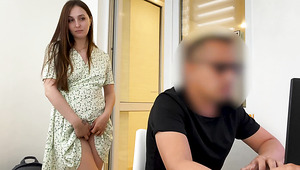 I stopped the game to fuck my stepmom and cum inside